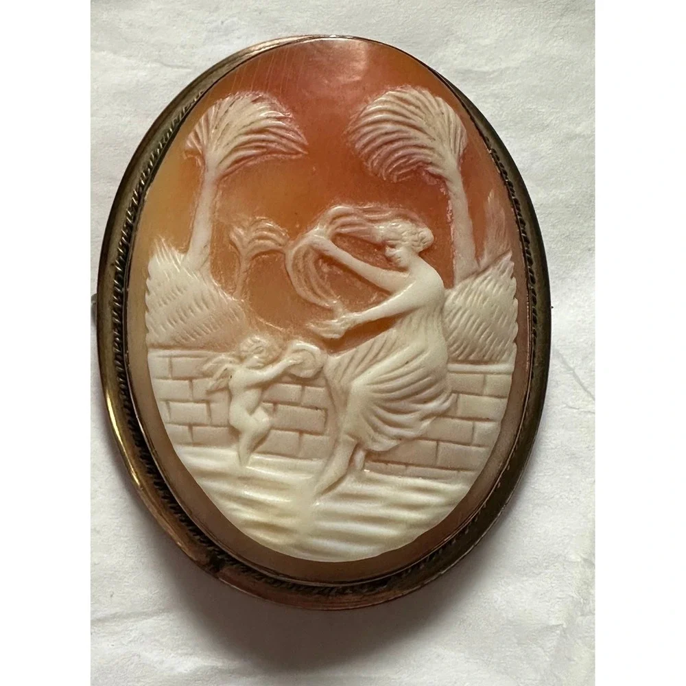 Victorian Carved Shell Cameo Brooch Cupid & Dancer